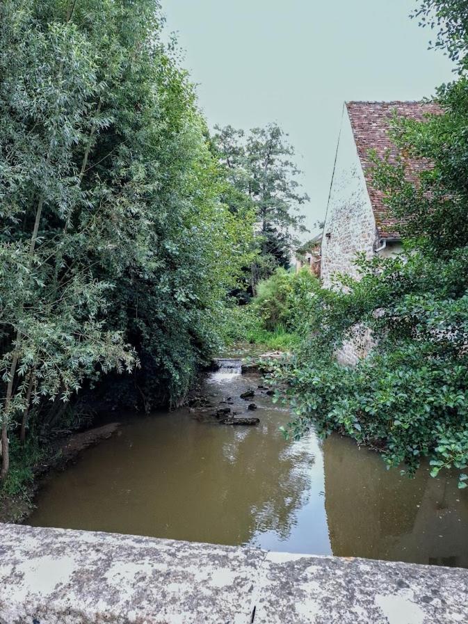 Chambres D'Hotes Les Frerots Lurcy-le-Bourg Esterno foto